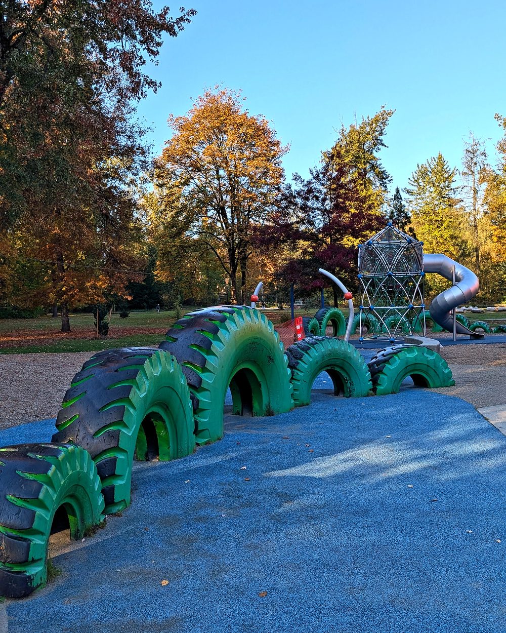 The tire caterpillar at the Lions Park adventure playground